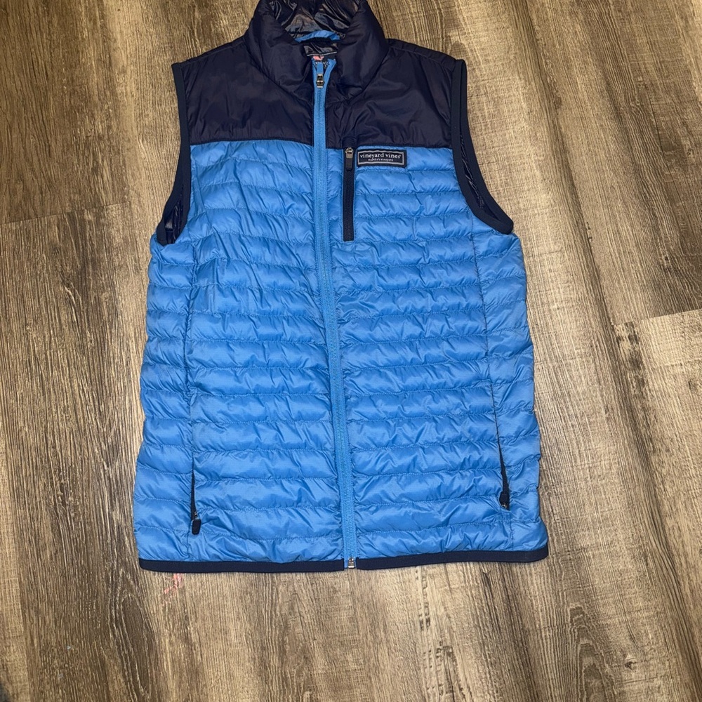 Vineyard Vines Navy and Light Blue Puffer Jacket